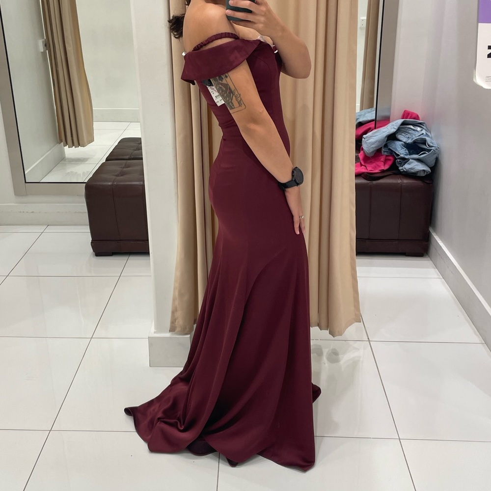 Champagne Stretch Satin Formal Dresses Chic Spaghetti Straps Stretch Satin Floor Length Formal Dress With Split